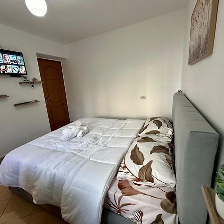 Krid Tirana Studio Flat Eksteriør billede